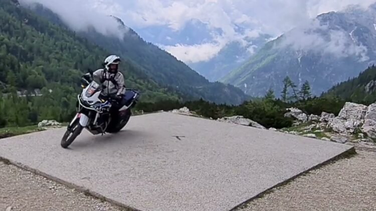 [ID: n-fZyt8eNpE] Youtube Automatic