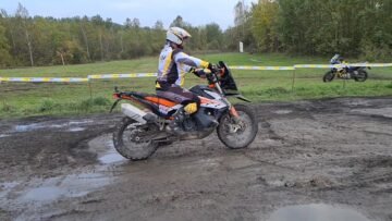 [ID: UfUuOzk89F4] Youtube Automatic